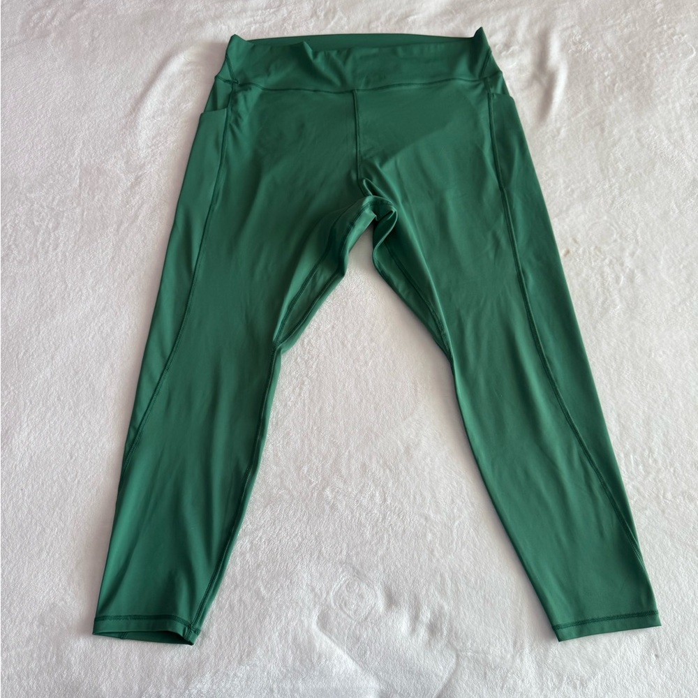 Kelly Green Women’s Sports Leggings With Pockets